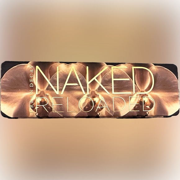 NWOT Urban Decay Naked Reloaded Eyeshadow Palette - Picture 1 of 3